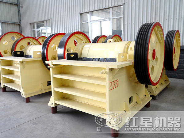 哪家生產(chǎn)的白鎢礦破碎機性價比更高？