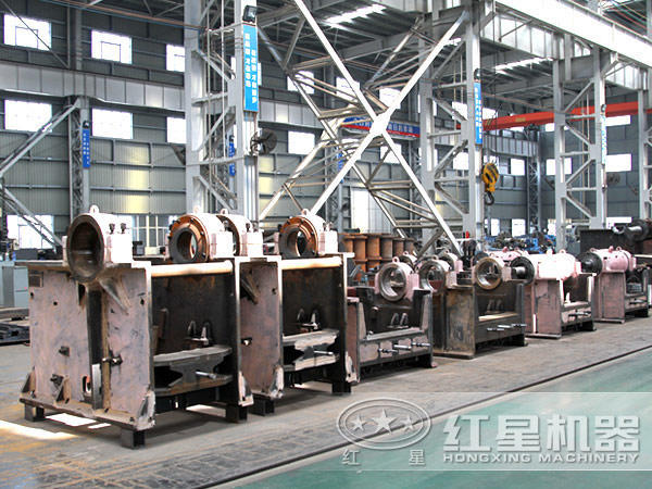 顎式破碎機(jī)生產(chǎn)現(xiàn)場