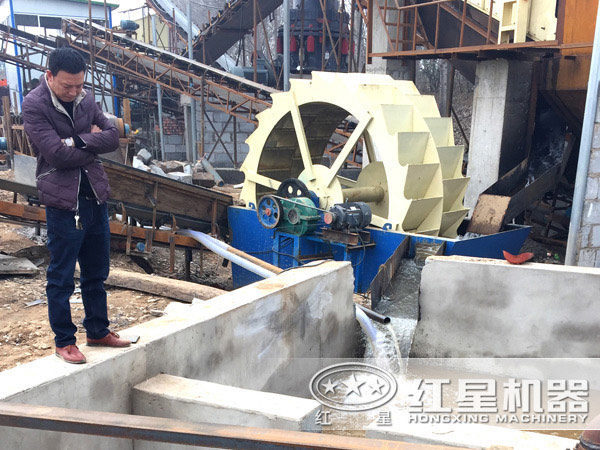 環(huán)保輪斗洗砂機(jī)生產(chǎn)現(xiàn)場