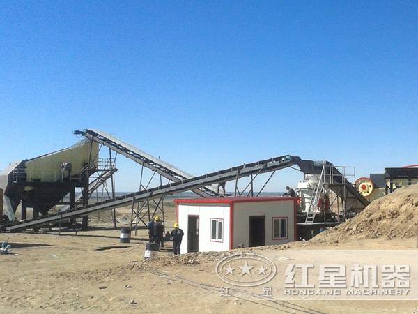 圓錐破生產(chǎn)線安裝、調(diào)試現(xiàn)場(chǎng)