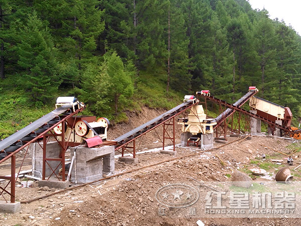 小型青石造沙機(jī)客戶現(xiàn)場