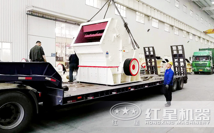 反擊破裝車、發(fā)貨現(xiàn)場