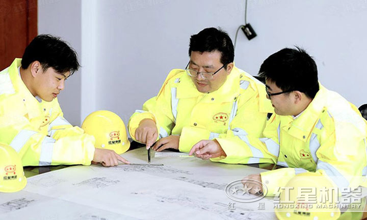 研發(fā)團(tuán)隊(duì)，對(duì)設(shè)備進(jìn)行設(shè)計(jì)、改進(jìn)