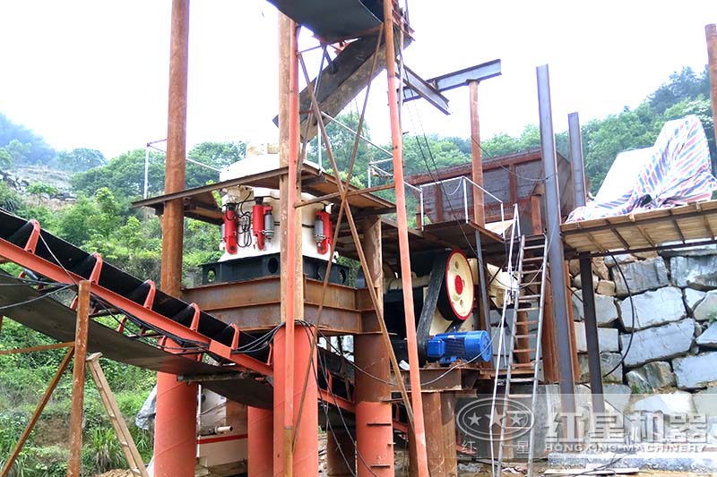 河南洛陽(yáng)客戶(hù)采石場(chǎng)